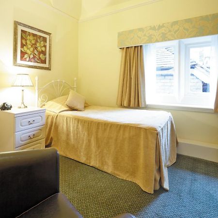 Cotford Hotel Грейт Малвърн Екстериор снимка