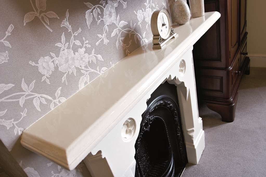 Cotford Hotel Грейт Малвърн Стая снимка
