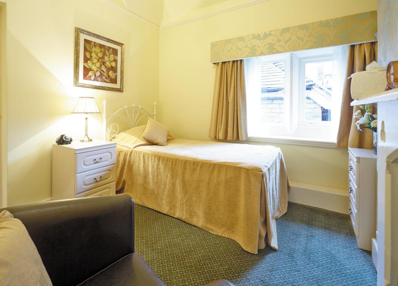 Cotford Hotel Грейт Малвърн Екстериор снимка
